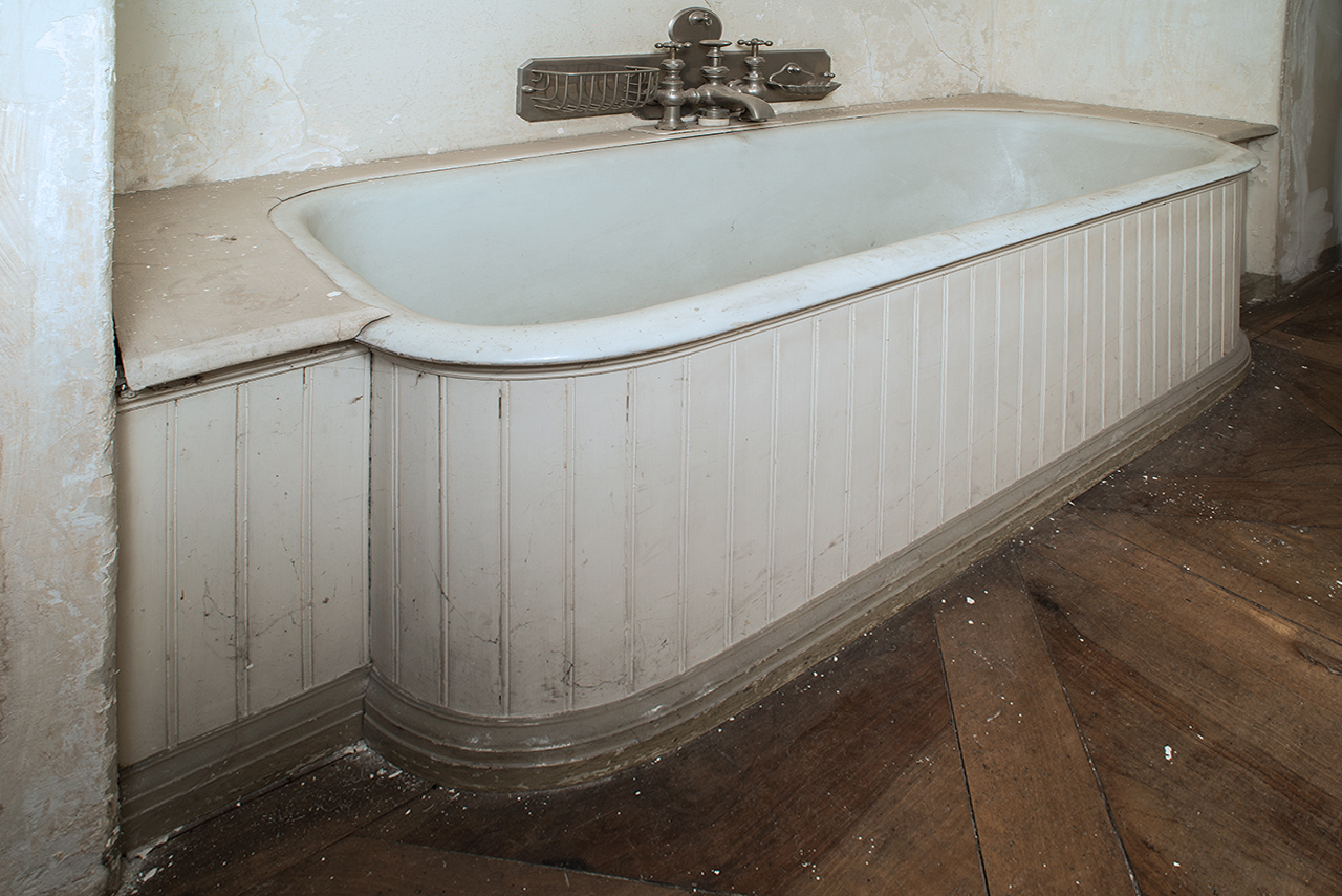 soggetto assente (vasca, opera isolata) - ambito piemontese (primo quarto XX)