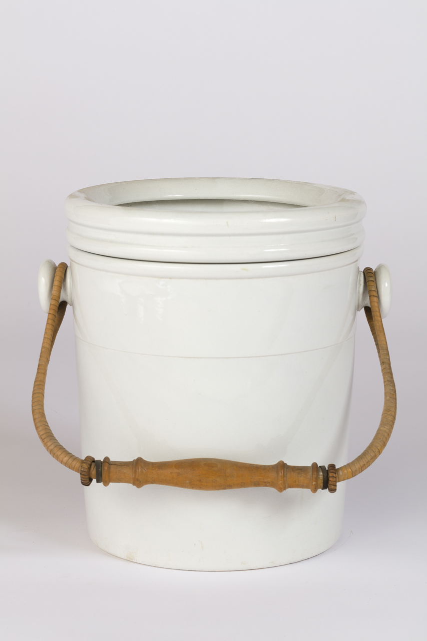 secchio, serie - ambito tedesco (prima metà secolo XX)