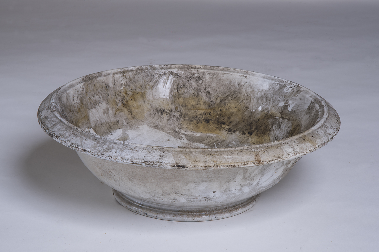 soggetto assente (catino) - ambito italiano (fine sec. XIX)