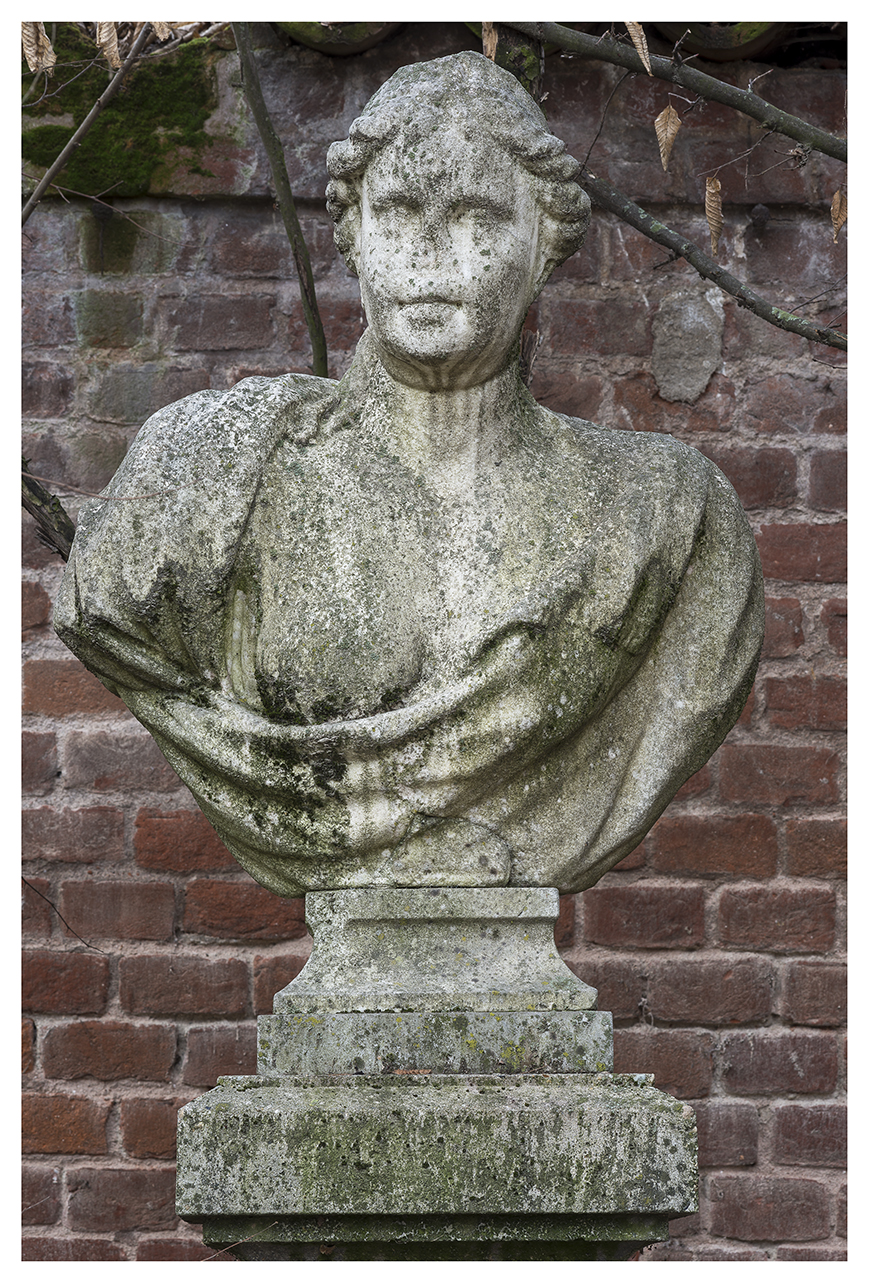 figura femminile (busto, opera isolata) - ambito piemontese (XVII)