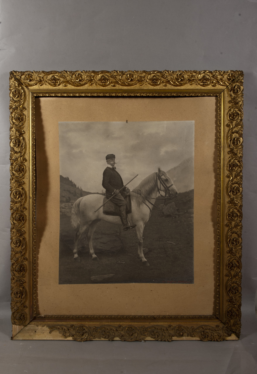 ritratto di Umberto I di Savoia a cavallo (fotografia, opera isolata) di Garaffi, Giacinto (fine XIX)