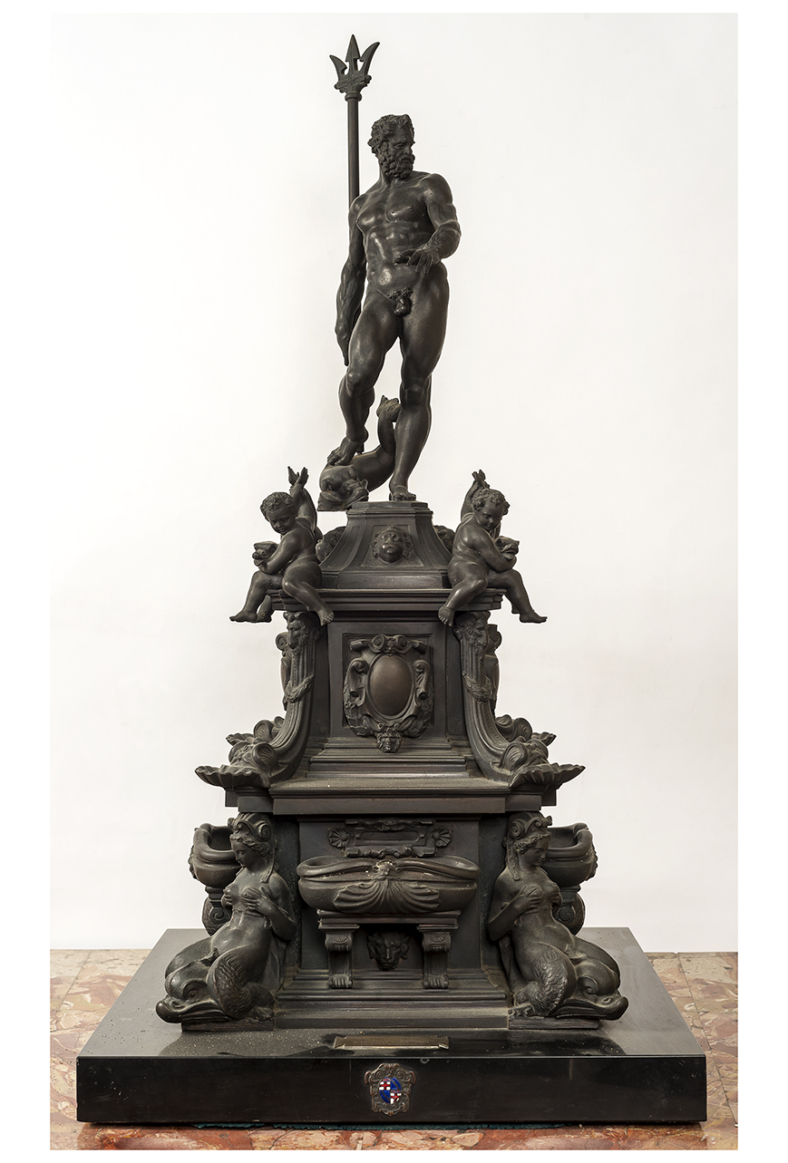 la fontana del Nettuno, stemma del comune di Bologna (Scultura, opera isolata) - produzione bolognese (prima metà sec. XX)