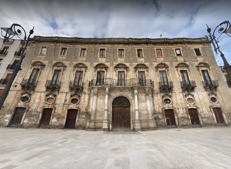 Palazzo Alberotanza (ex) (palazzo) - Mola di Bari (BA) 