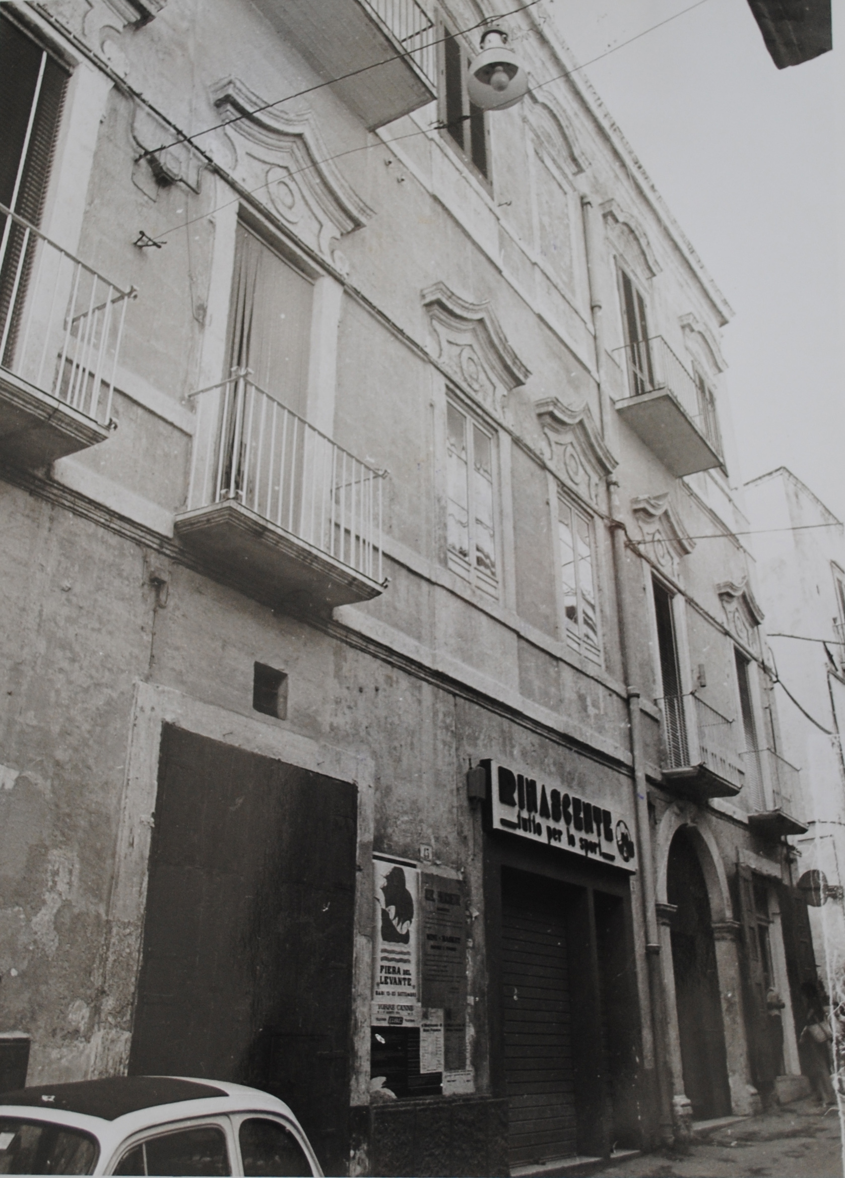 Palazzo Calderaro (palazzo) - Monopoli (BA) 