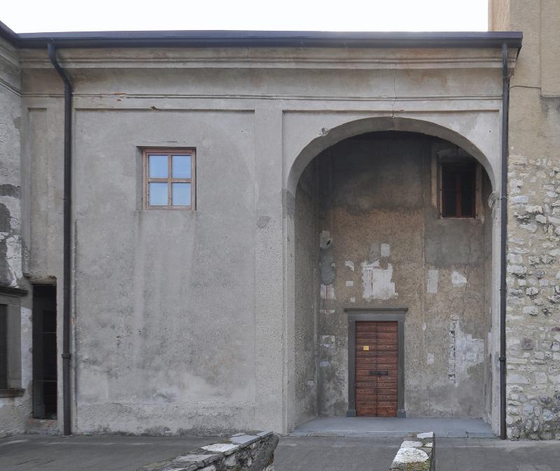 Chiesa di S. Pietro con affreschi (chiesa) - Tavernola Bergamasca (BG) 