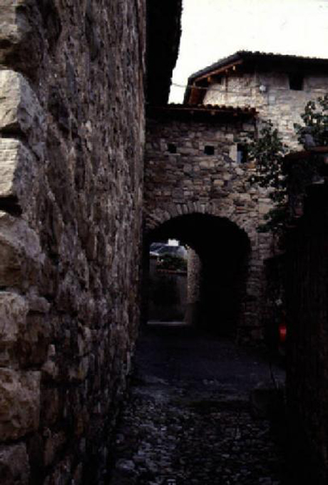 Castello (resti) di Gorlago (casa e torre) - Gorlago (BG) 