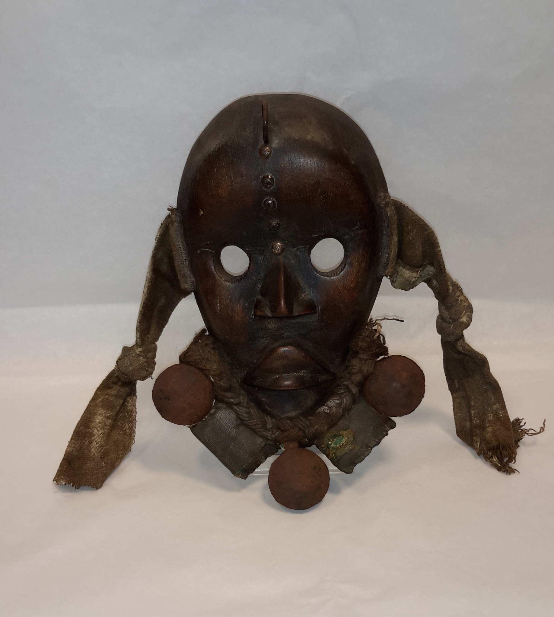 Gunye gä - Gunyegè (maschera, RITUALITÀ/ OGGETTI MAGICO-RITUALI-CERIMONIALI) - produzione Dan