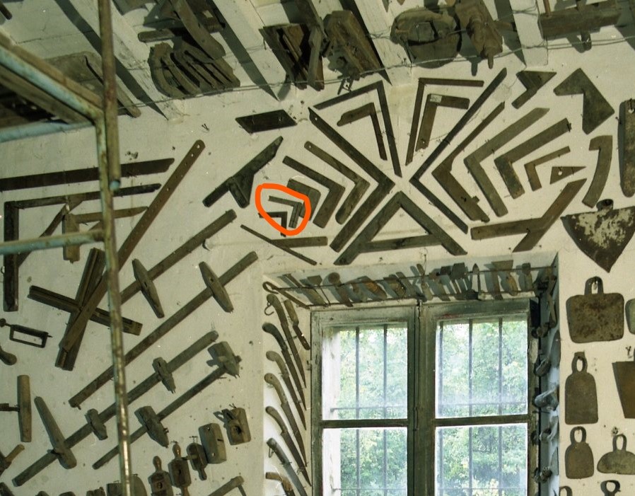 squadra a cappello, STRUMENTI E ACCESSORI/ ARTIGIANALI