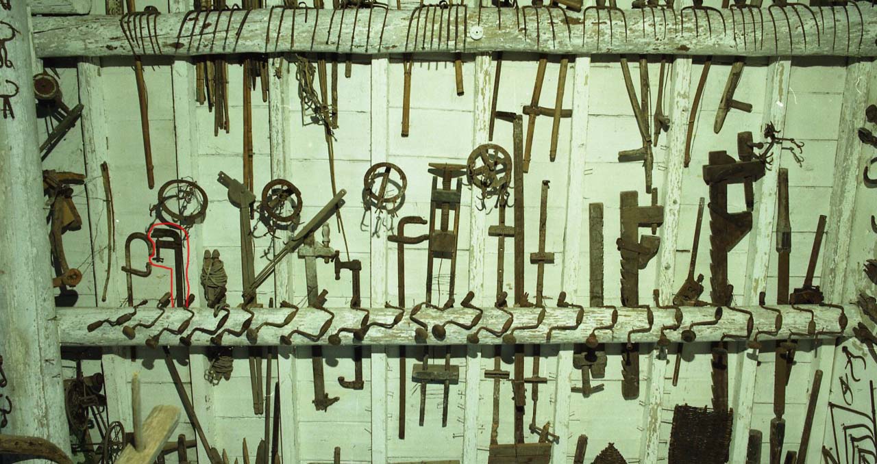 serragiunto, STRUMENTI E ACCESSORI/ ARTIGIANALI