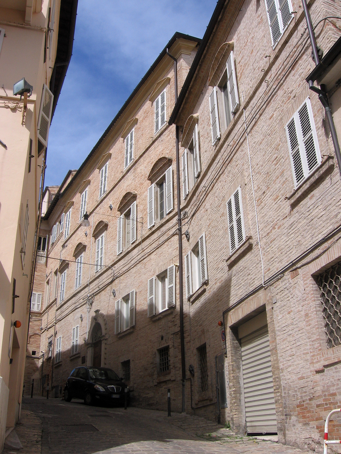 Palazzo Catalano ex Rota Brancadoro (palazzo, privato) - Fermo (FM) 