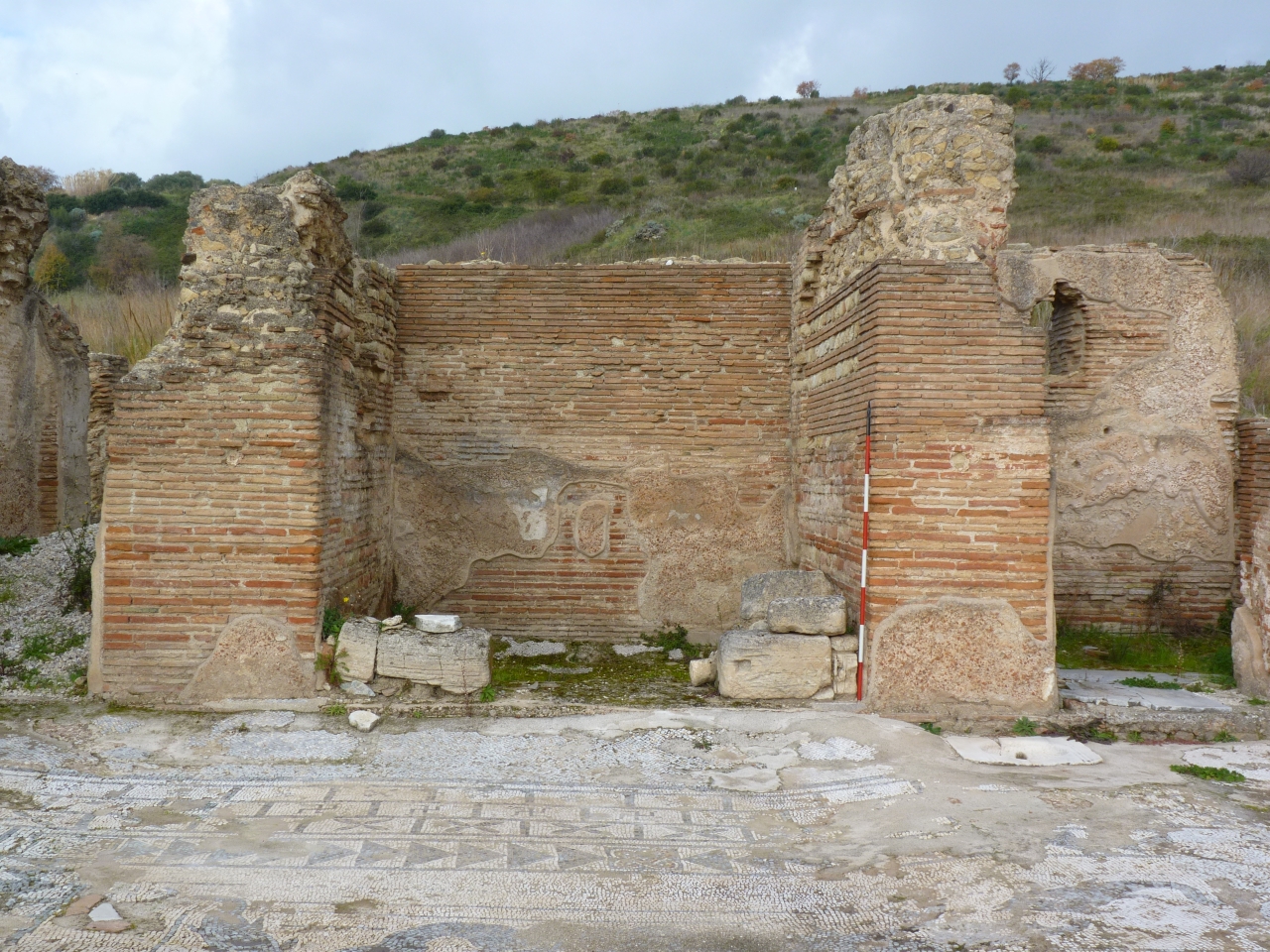 Terme romane (terme, luogo ad uso pubblico) - Ascea (SA)  (sec. II d.C)