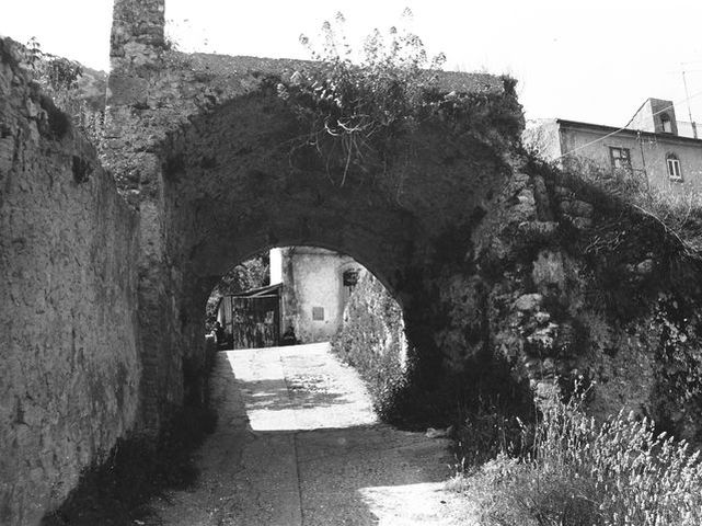 porta del Portello (porta, urbana) - Venafro (IS) 