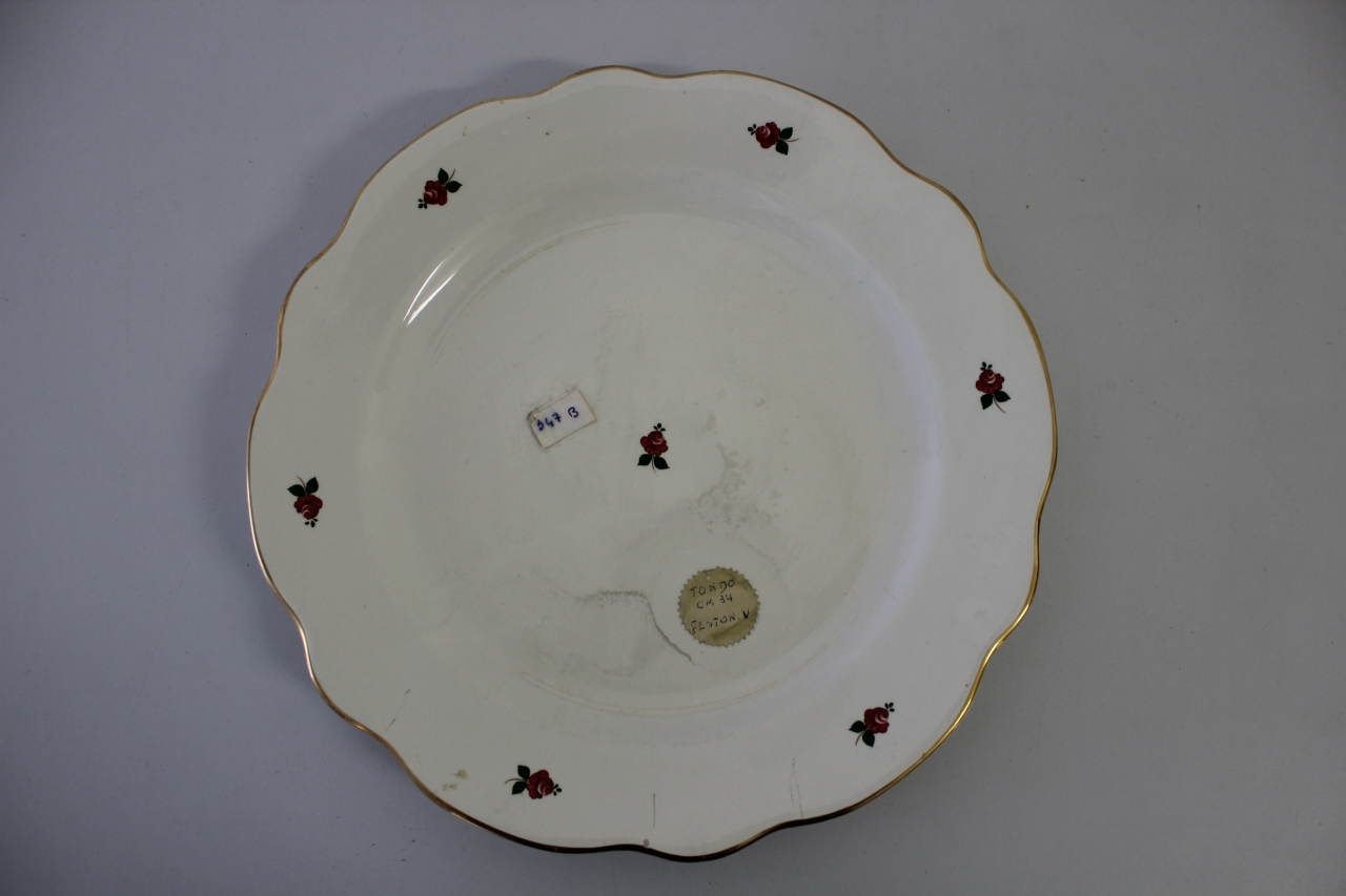 piatto piano, opera isolata - ambito friulano (secondo quarto sec. XX)