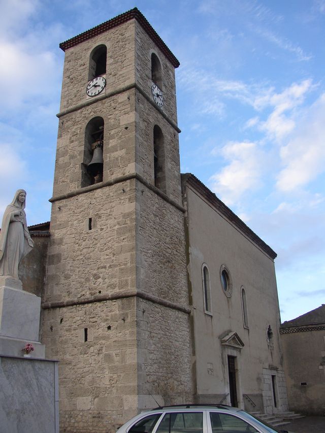 Campanile Complesso SS. Apostoli Pietro e Paolo (campanile) - San Pietro Avellana (IS) 