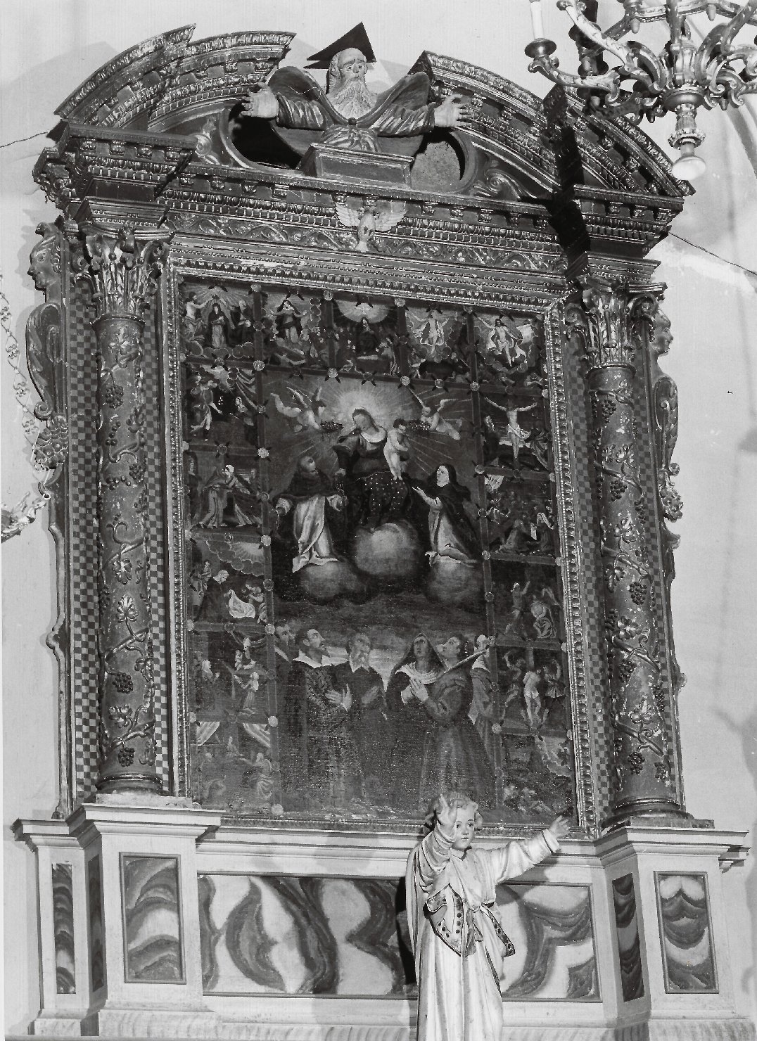 Dio Padre, colomba dello Spirito Santo (ancona, elemento d'insieme) - manifattura della Valcamonica (metà sec. XVII)