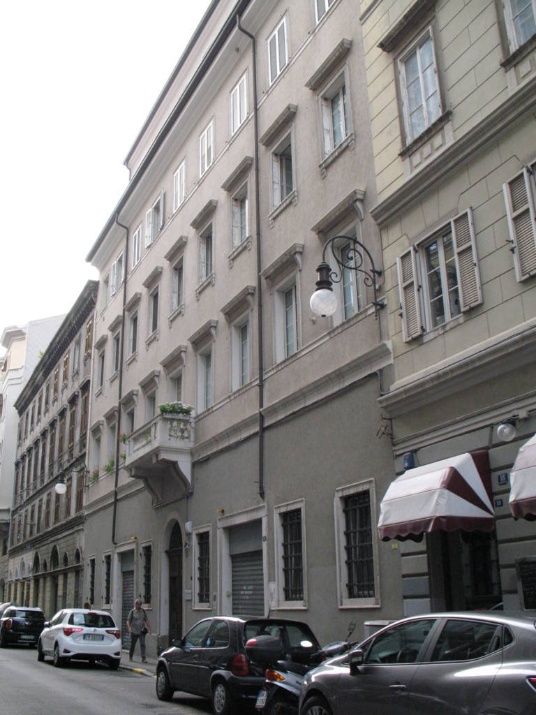 casa - Trieste (TS)  (XIX)