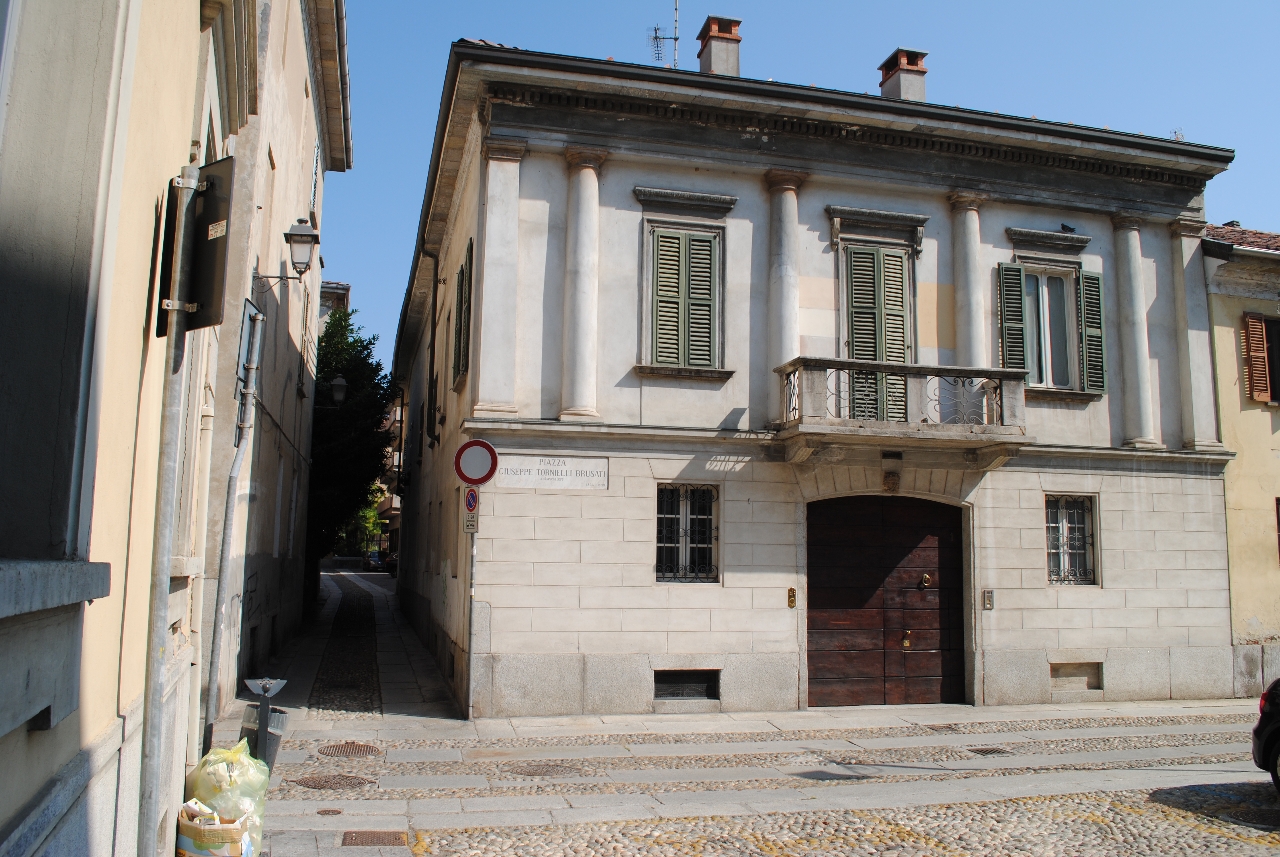 Palazzo detto Casa Soldani (palazzo) - Novara (NO)  (XVIII; XVIII; XIX; XIX; XIX; XIX; XIX; XIX; XIX; XIX)
