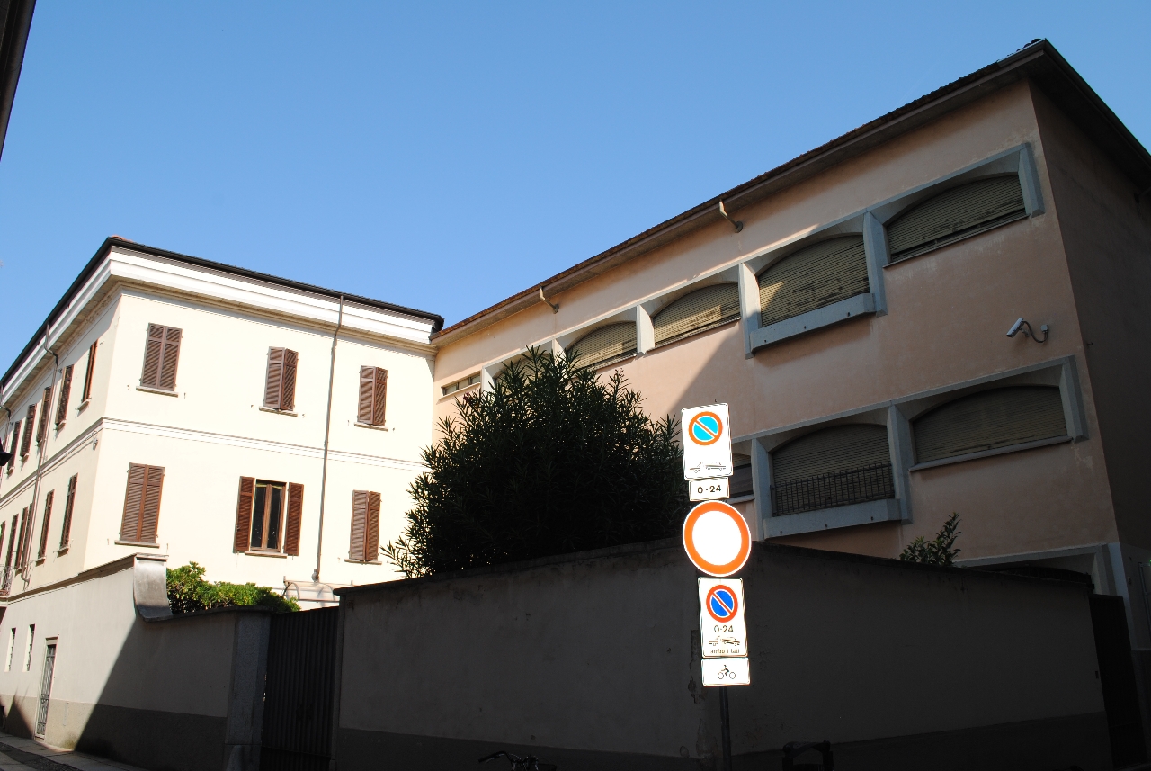 Palazzo Caroelli (palazzo) - Novara (NO)  <br>Condizioni d'uso: <a class='link-esterno' href='https://docs.italia.it/italia/icdp/icdp-pnd-circolazione-riuso-docs/it/v1.0-giugno-2022/testo-etichetta-BCS.html' target='_bcs'>Beni Culturali Standard (BCS)</a>