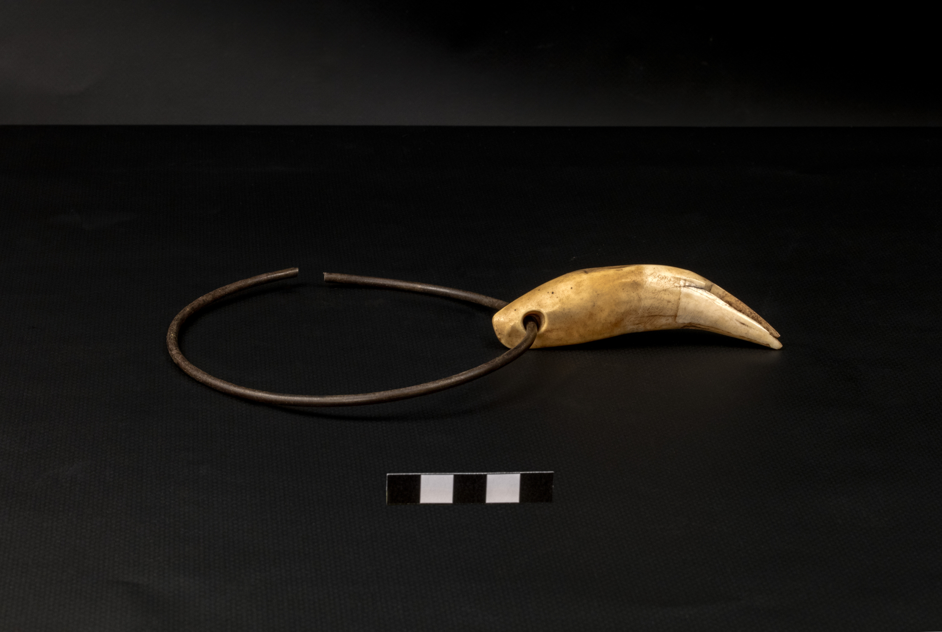 Monile, Collana, ABBIGLIAMENTO E ORNAMENTI DEL CORPO/ GIOIELLI E MONILI