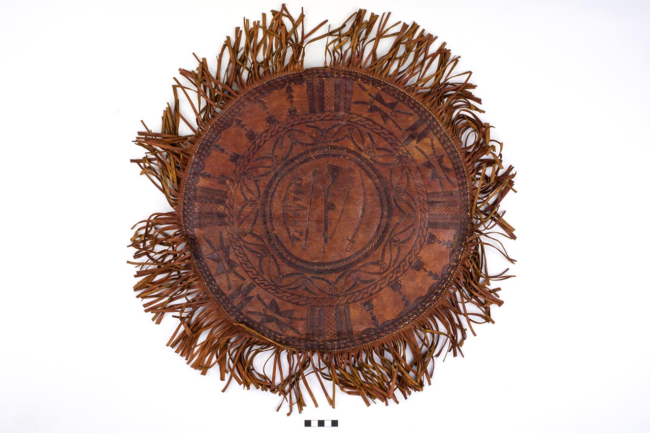 Cuscino, ARREDI E SUPPELLETTILI/ CONTENITORI, RECIPIENTI E OGGETTI DI USO DOMESTICO - Somali