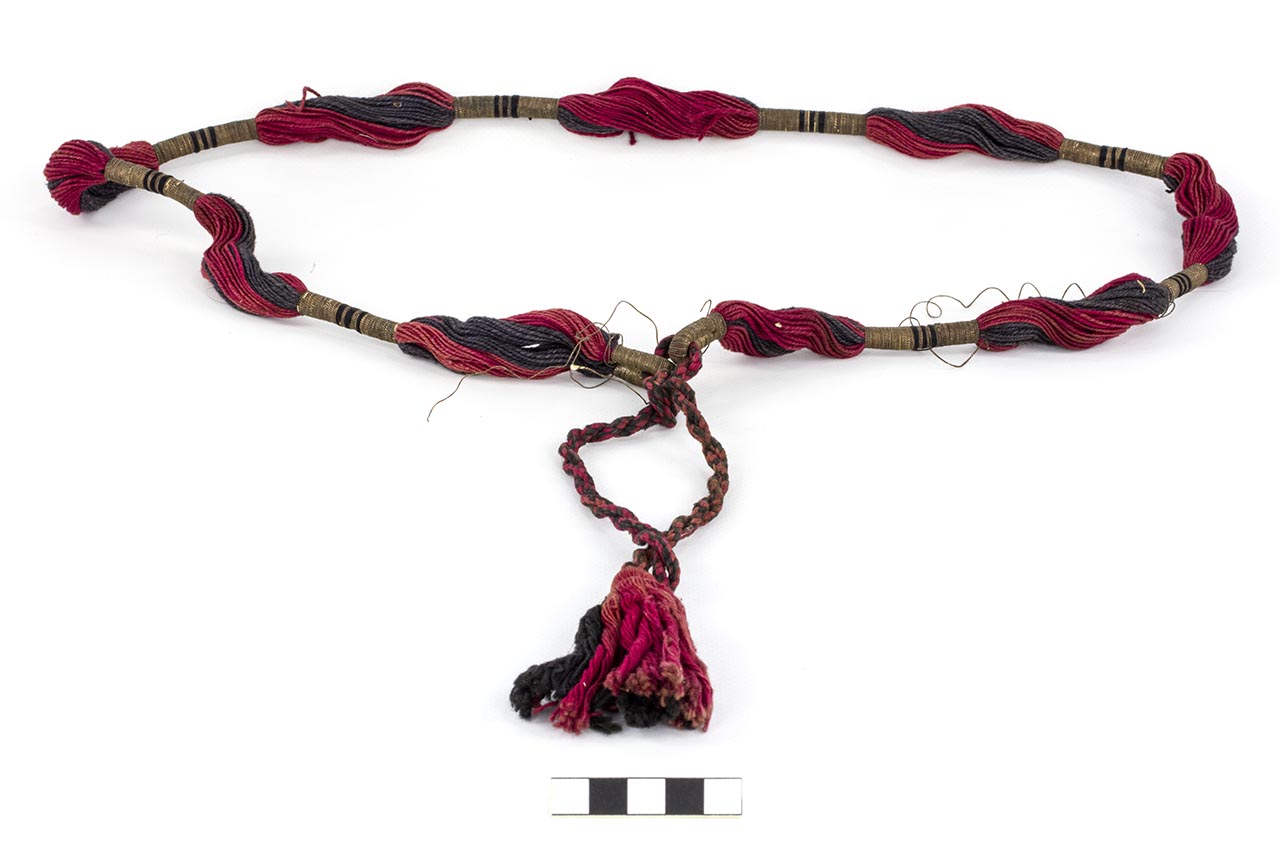 Cordoncino, ABBIGLIAMENTO E ORNAMENTI DEL CORPO/ ACCESSORI - Ouled Naïl