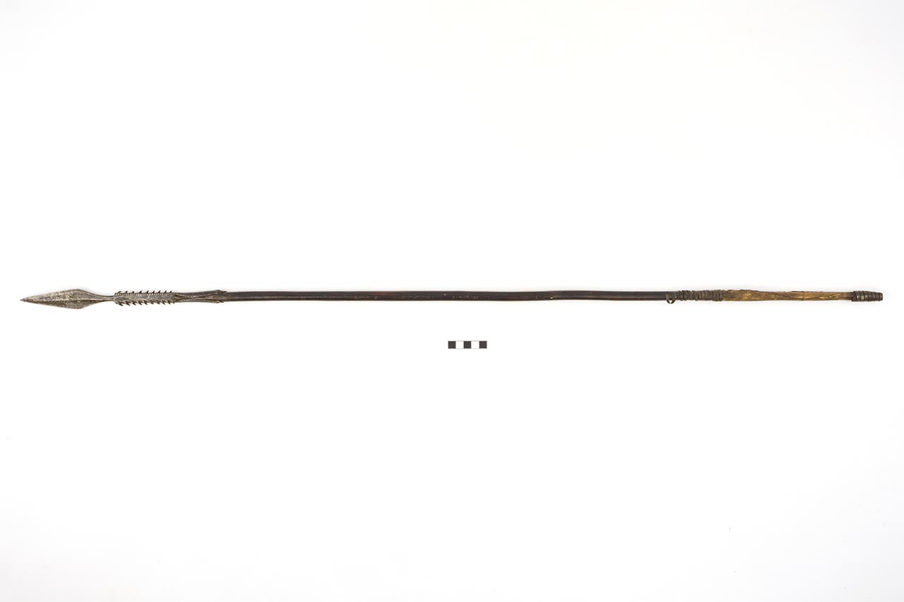 Lancia, STRUMENTI E ACCESSORI/ ARMI E ARMATURE