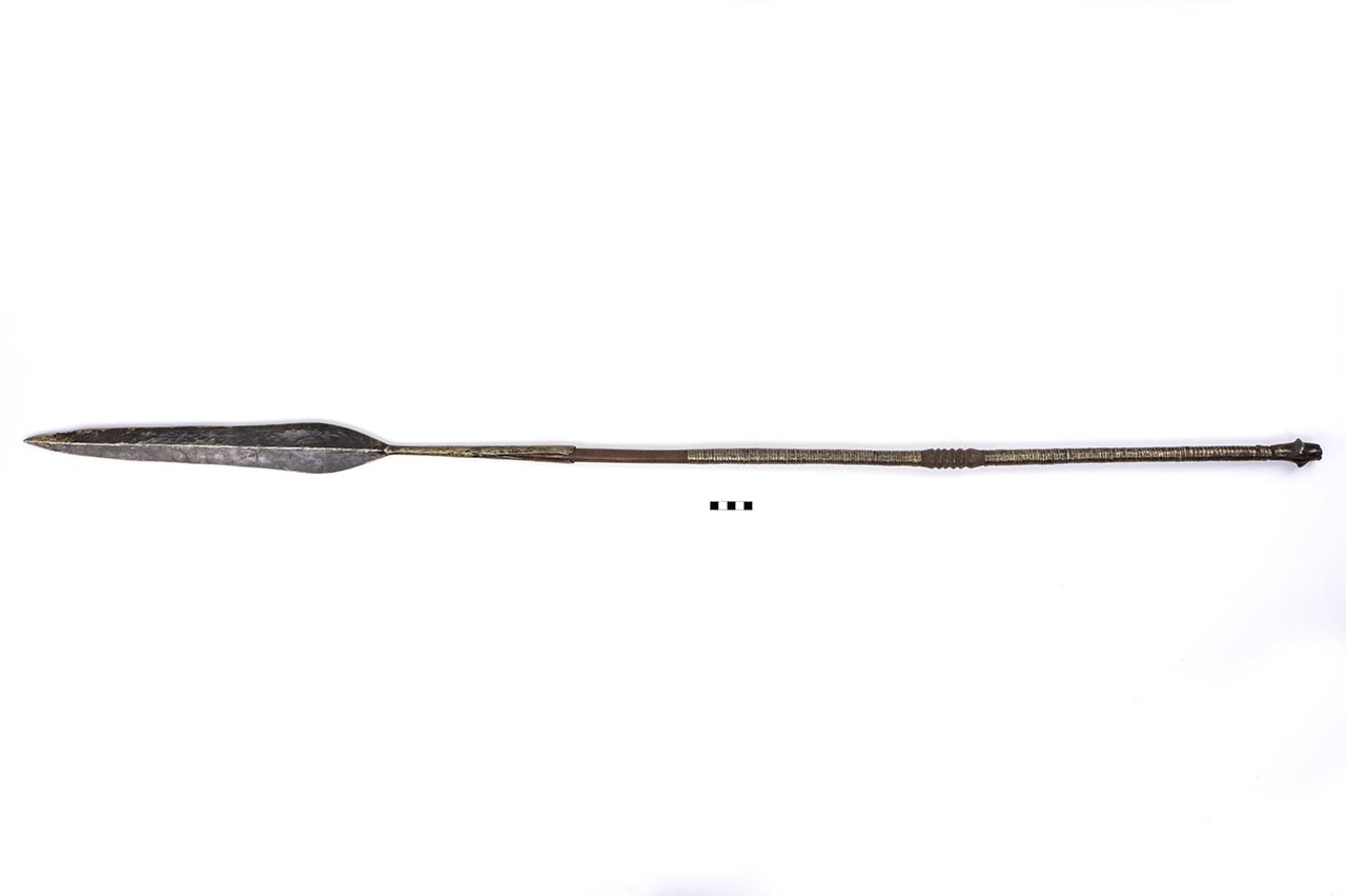 Lancia, STRUMENTI E ACCESSORI/ ARMI E ARMATURE