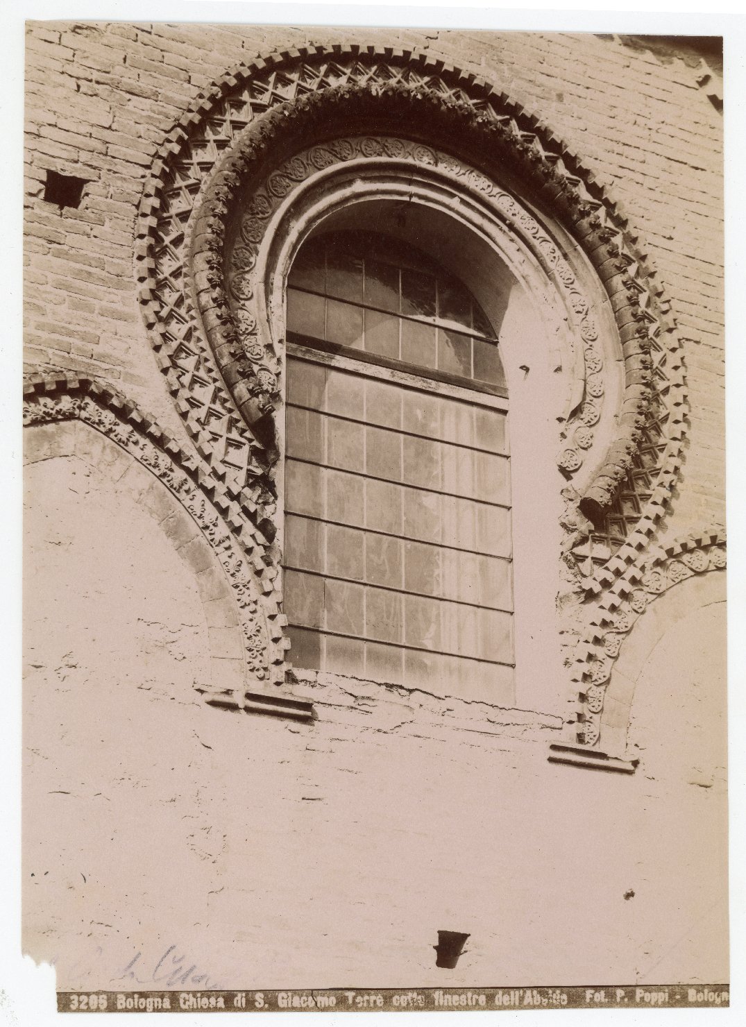 Architettura sacra - Chiese - Finestre - Cornici (positivo) di Poppi, Pietro (ditta) (XIX-XX)