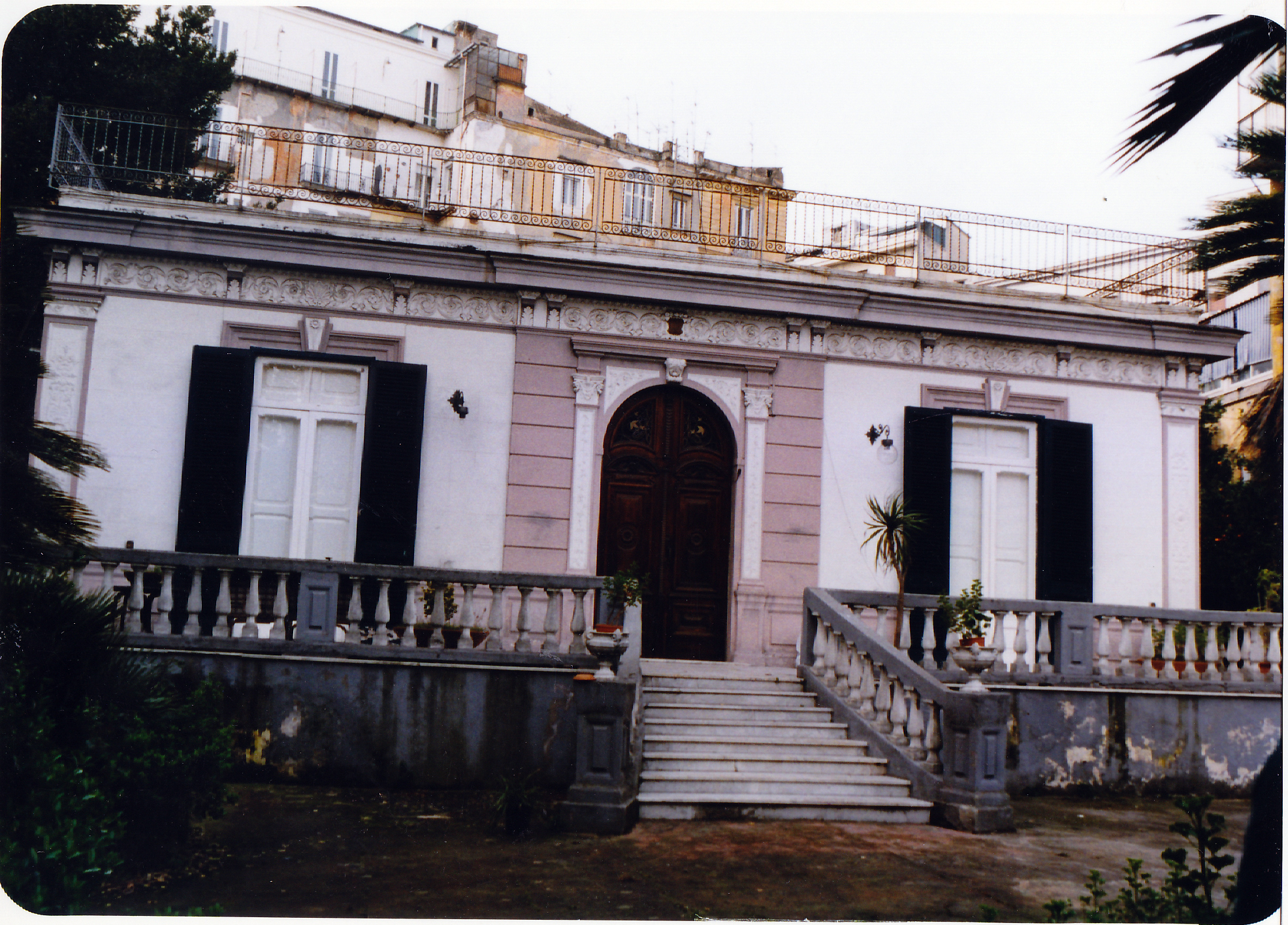 Villa Rita - Via Girolamo Santacroce, 2/A (villa, privata) - Napoli (NA) 