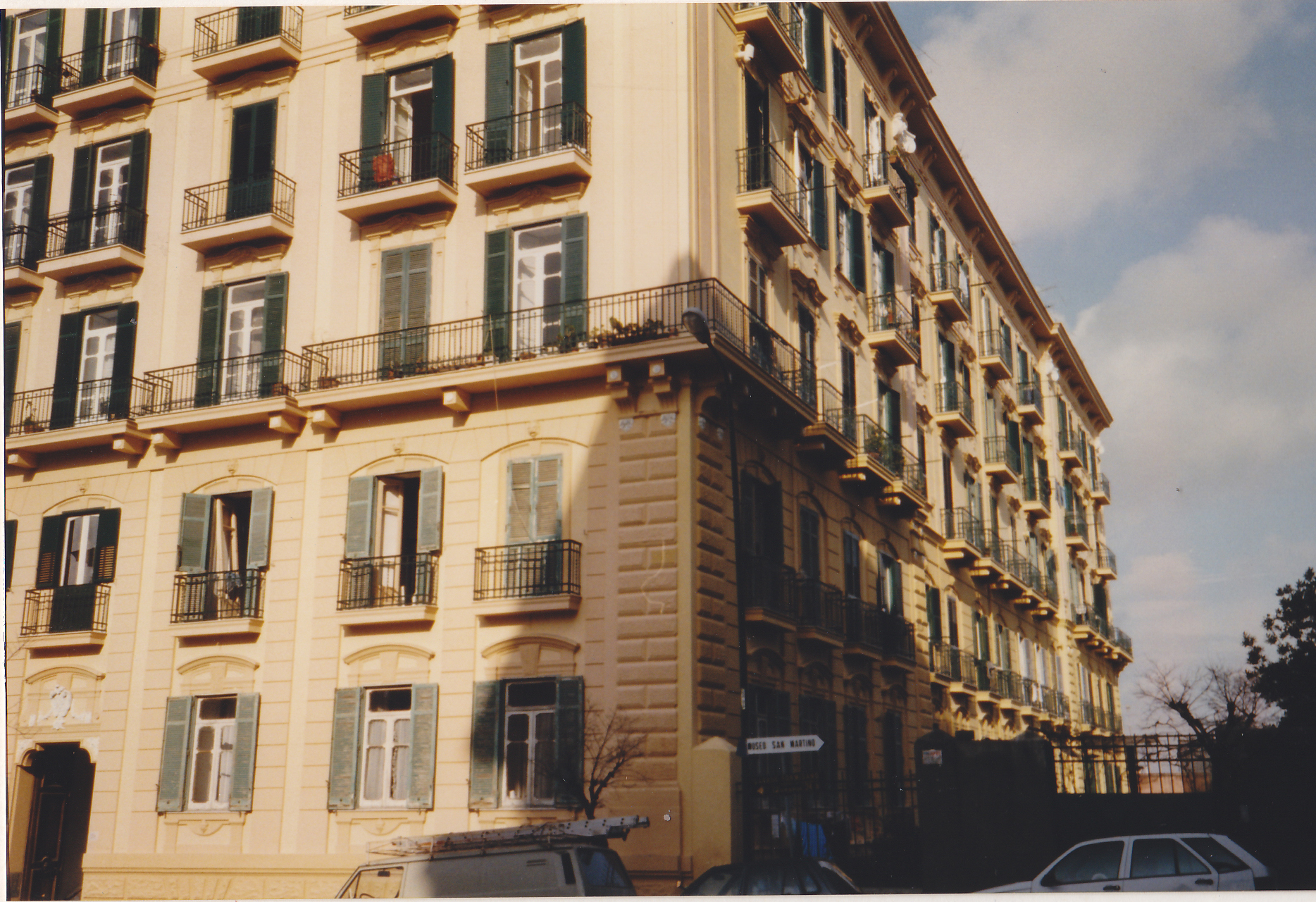 ignota - Via Bonito, 29 (palazzo, residenziale) - Napoli (NA)  (XX)