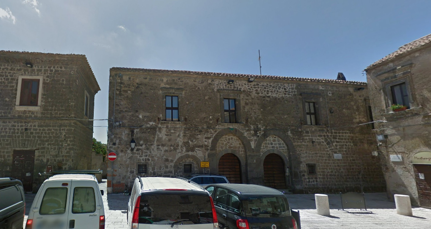 Palazzo Vescovile (episcopio, palazzo ecclesiastico) - Caserta (CE)  (XIII; XVII)