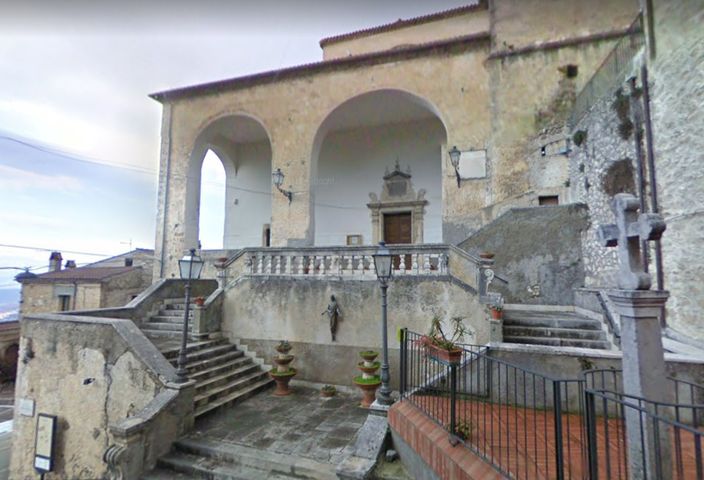 chiesa di San Michele Arcangelo (chiesa, parrocchiale) - Pesche (IS)  <br>Condizioni d'uso: <a class='link-esterno' href='https://docs.italia.it/italia/icdp/icdp-pnd-circolazione-riuso-docs/it/v1.0-giugno-2022/testo-etichetta-BCS.html' target='_bcs'>Beni Culturali Standard (BCS)</a>