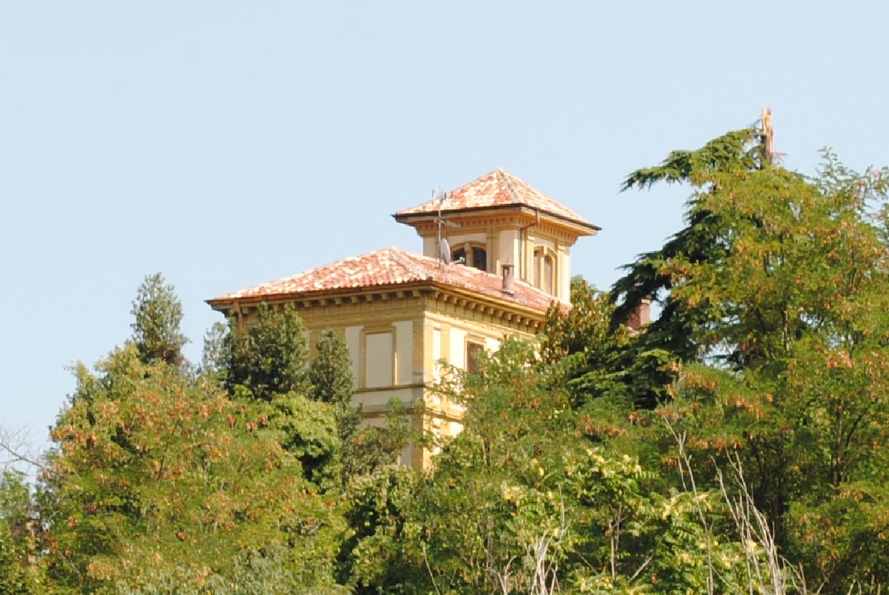 Villa Foa (villa, signorile) - Moncalvo (AT)  (XVIII; XX)