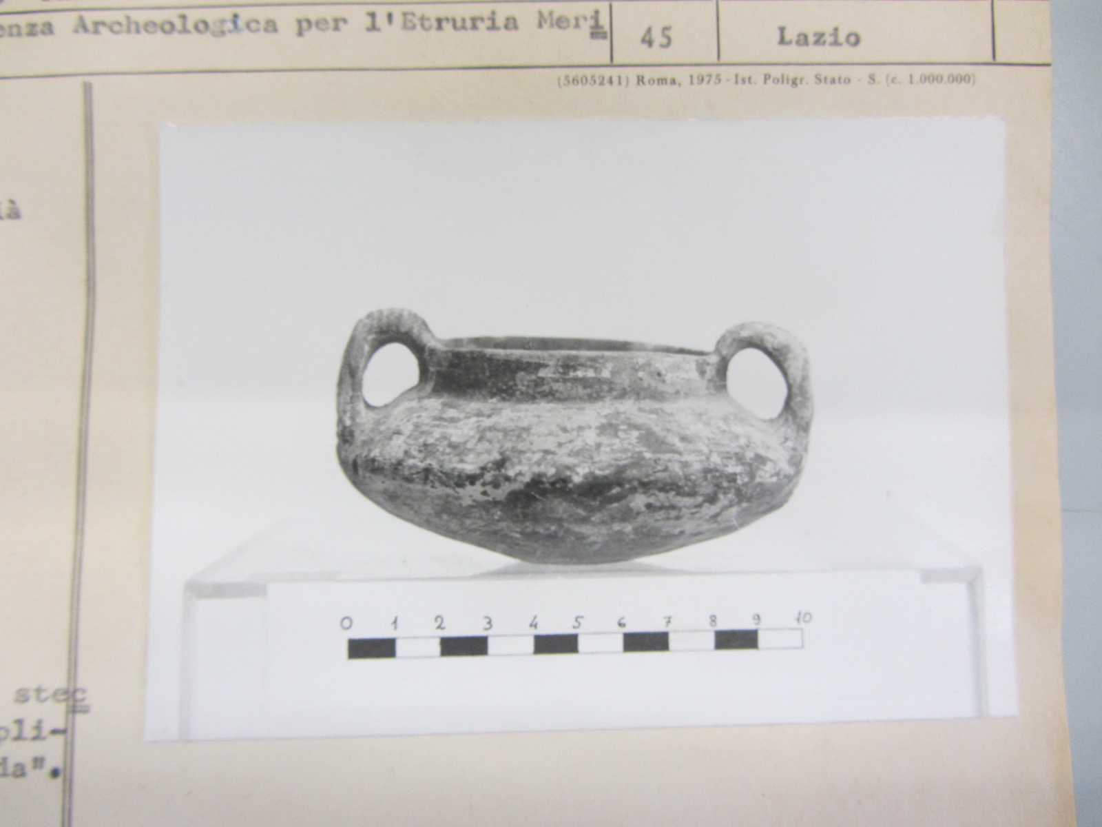 anforetta, lenticolare (metà VIII a.C)