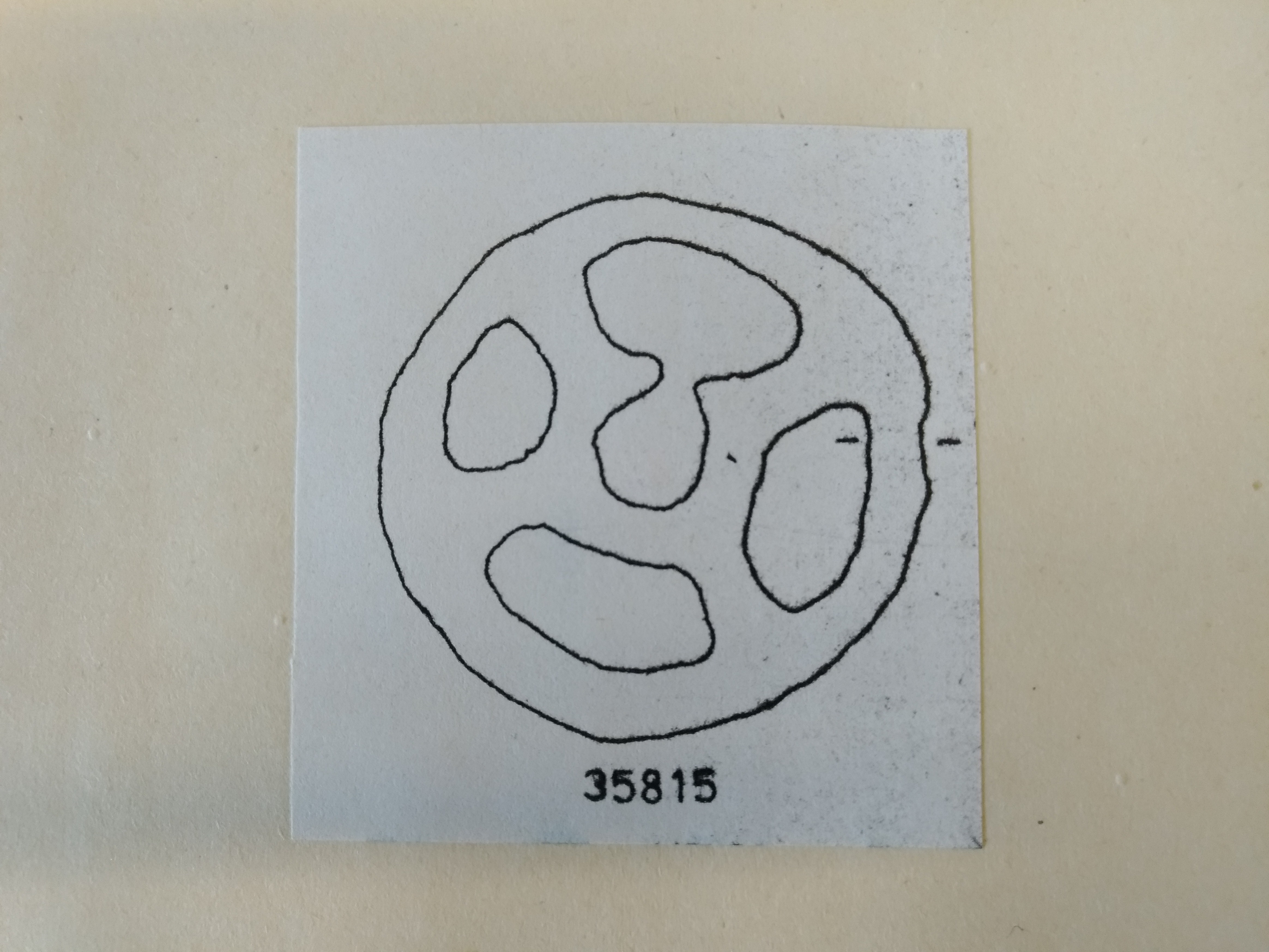 pendente, a ruota (metà VIII a.C)