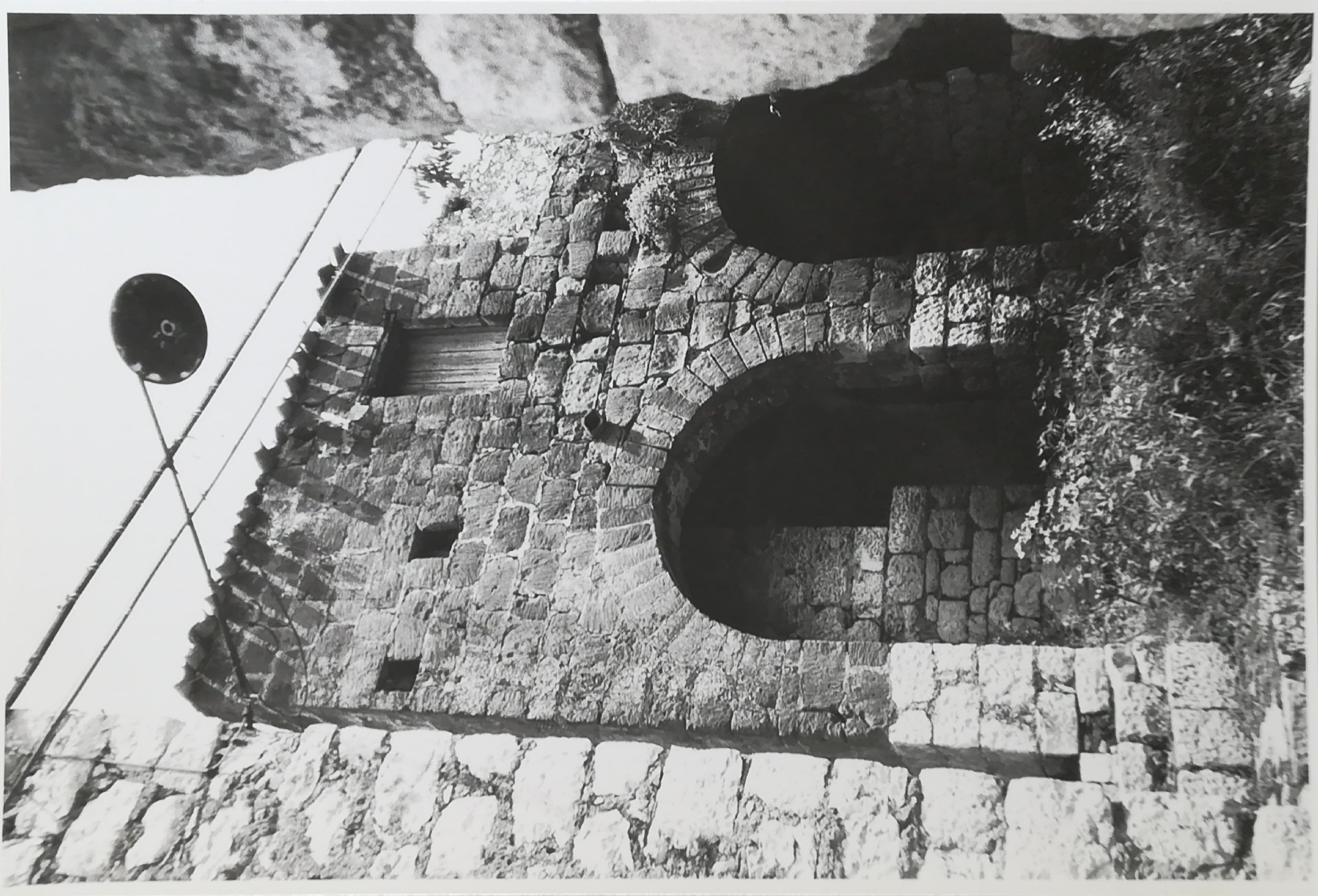 Casa "popolare" Via Castello 34 (casa, popolare) - CE (Campania)  (-)