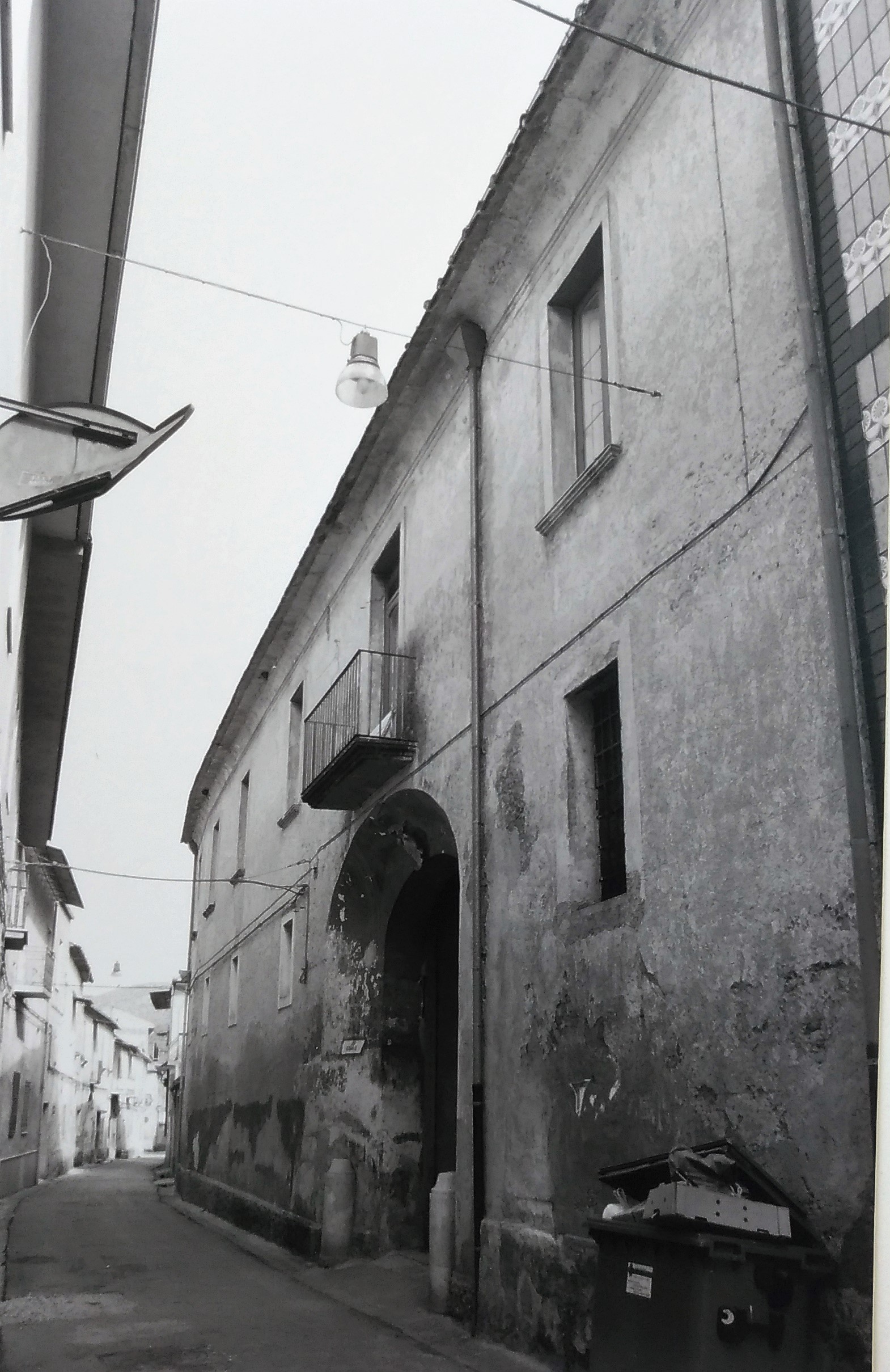 Palazzo villa delle Rose (palazzo, signorile) - Camigliano (CE)  (XVIII)