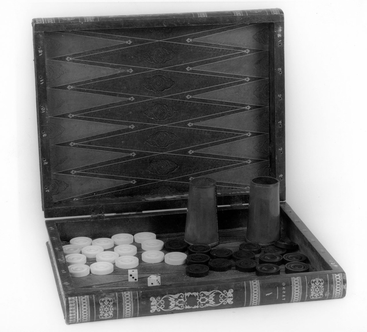 scatola da gioco - manifattura italiana (prima metà sec. XIX)