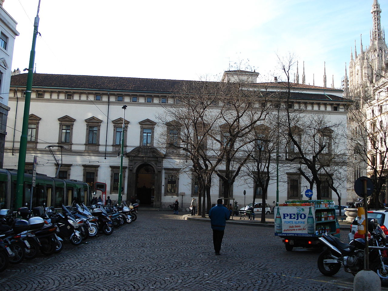 Palazzo arcivescovile o della Canonica (palazzo) - Milano (MI) 
