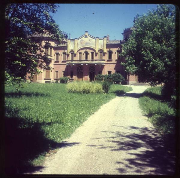 Villa Litta Modignani (villa, scuderie, parco, chiesa ed annessi (a)) - Vedano al Lambro (MB) 