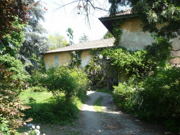 Villa Marchini (villa - giardino e rustici) - Vimercate (MB) 