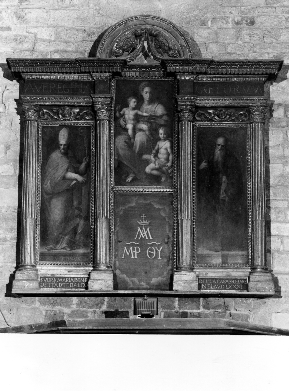 Madonna con Bambino e San Giovannino, monogramma mariano, San Martino, San Benedetto (trittico) di Naldini Giovanni Battista (attribuito) (sec. XVI, sec. XIX)