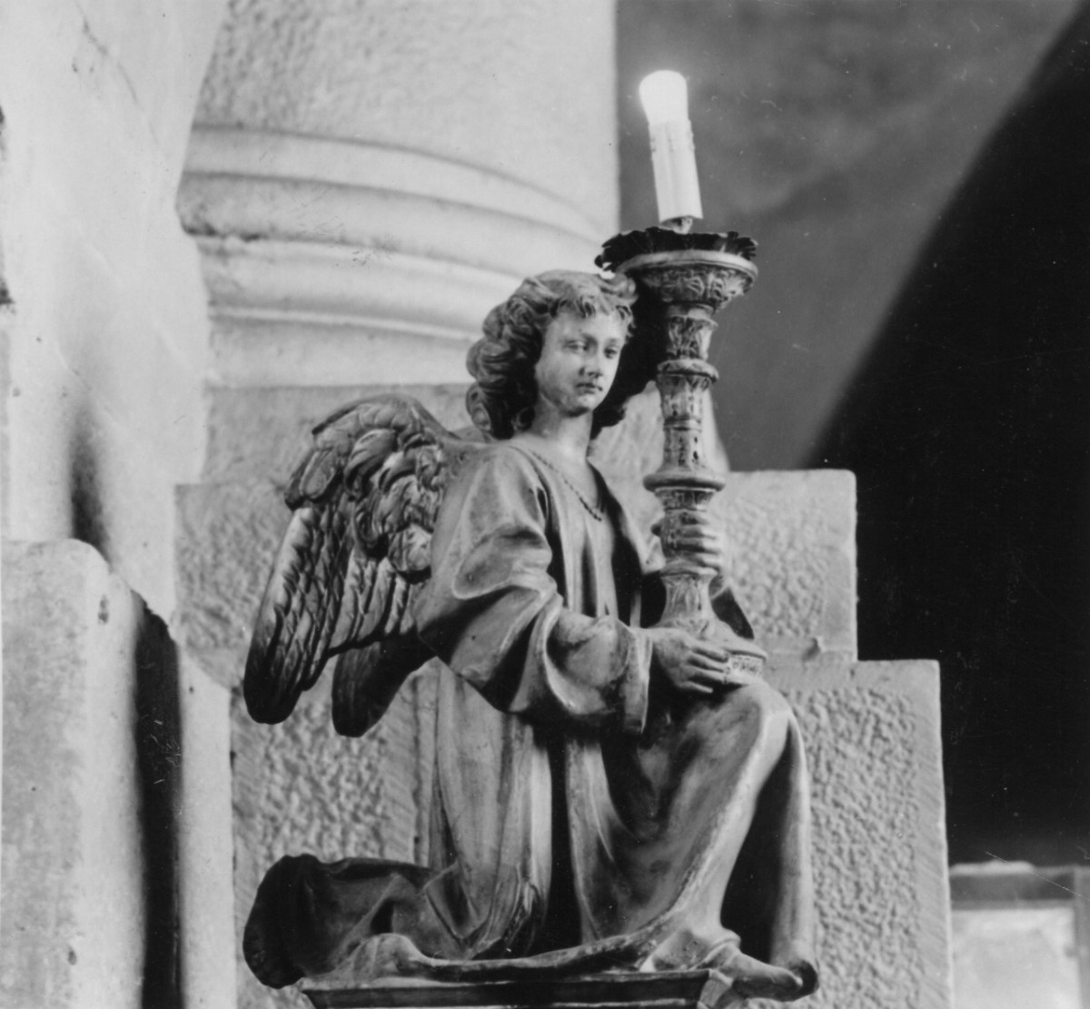 angeli portacandelabri (candelabro - a statua, coppia) - manifattura fiorentina (sec. XIX)