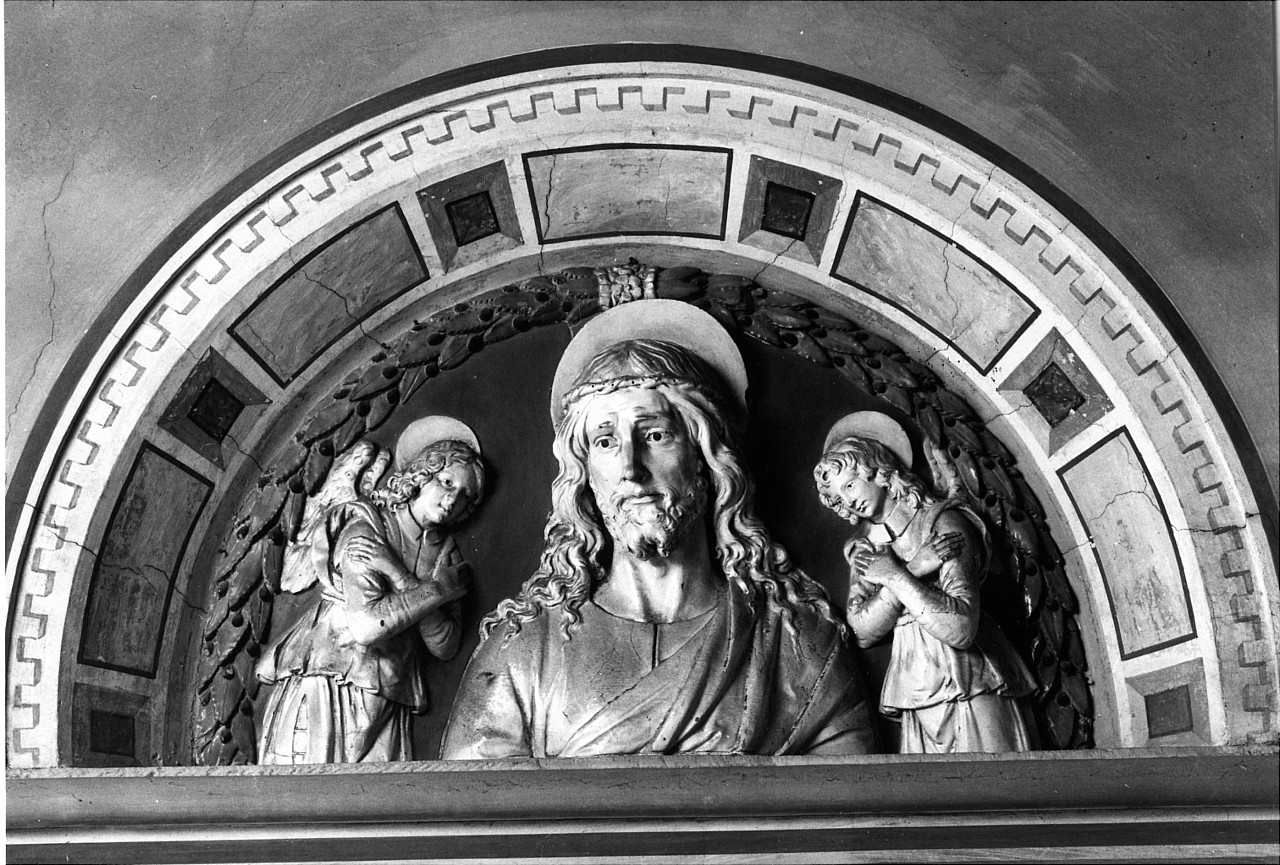 Gesù fra due angeli (rilievo) - bottega robbiana (sec. XVI)