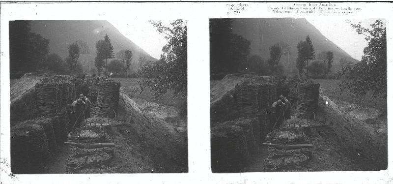 Slovenia - Carso - conca di Tolmino - trincee - cestoni - soldati - militari - 1916 (positivo) di Marzocchi, Luigi (primo quarto XX)