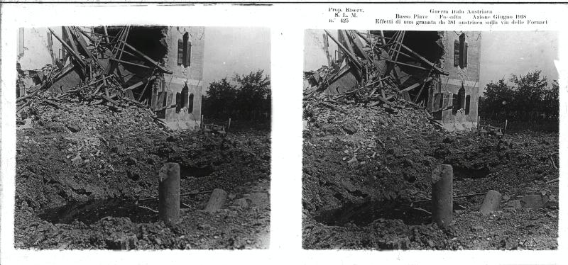 Fossalta di Piave - granata - macerie - 1918 (positivo) di Marzocchi, Luigi (primo quarto XX)