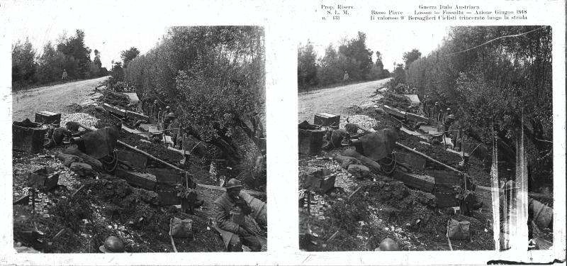 Fossalta di Piave - Losson - Bersaglieri - ciclisti - 1918 (positivo) di Marzocchi, Luigi (primo quarto XX)