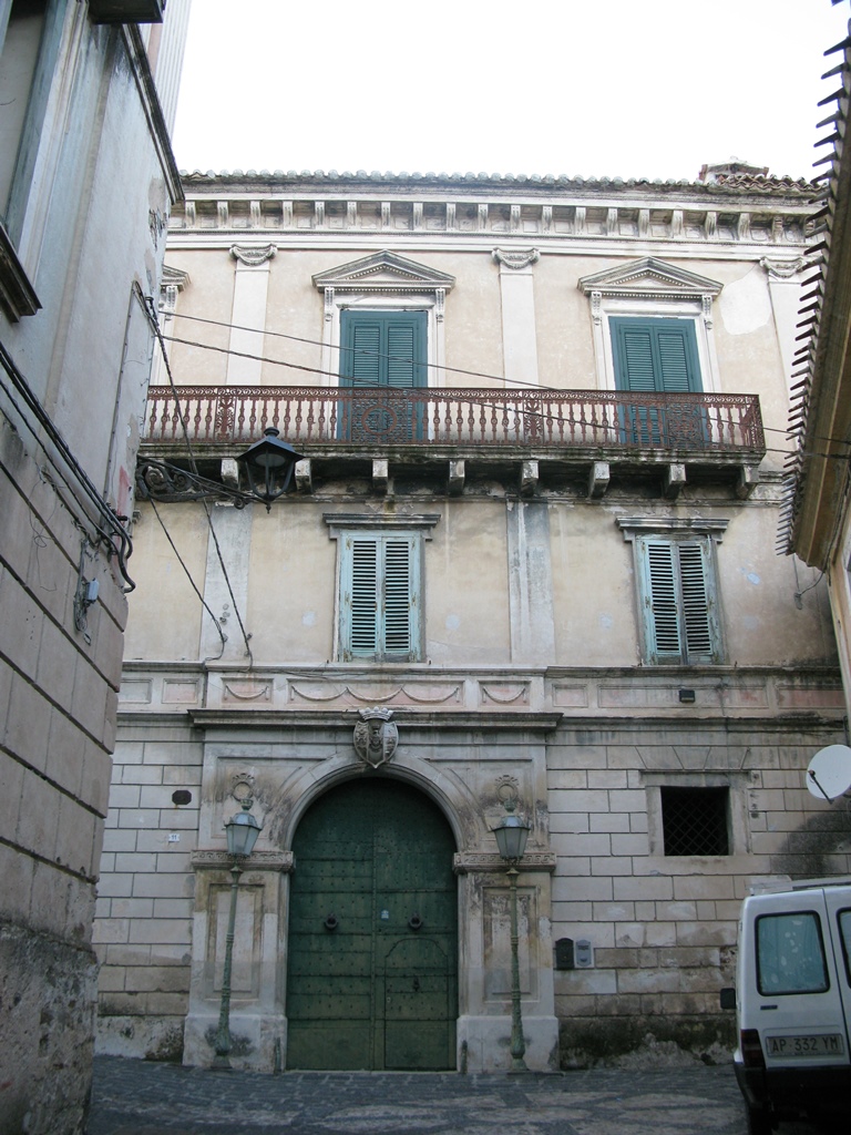 Palazzo Gurgo di Castelmenardo (palazzo, privato) - Rossano (CS) 