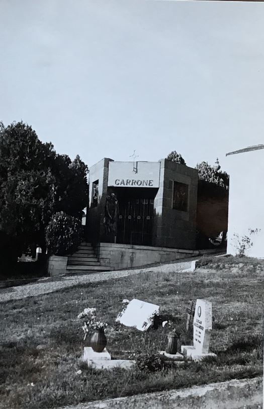 Mausoleo Garrone (cappella, cimiteriale) - Carpeneto (AL)  (XX, seconda metà)