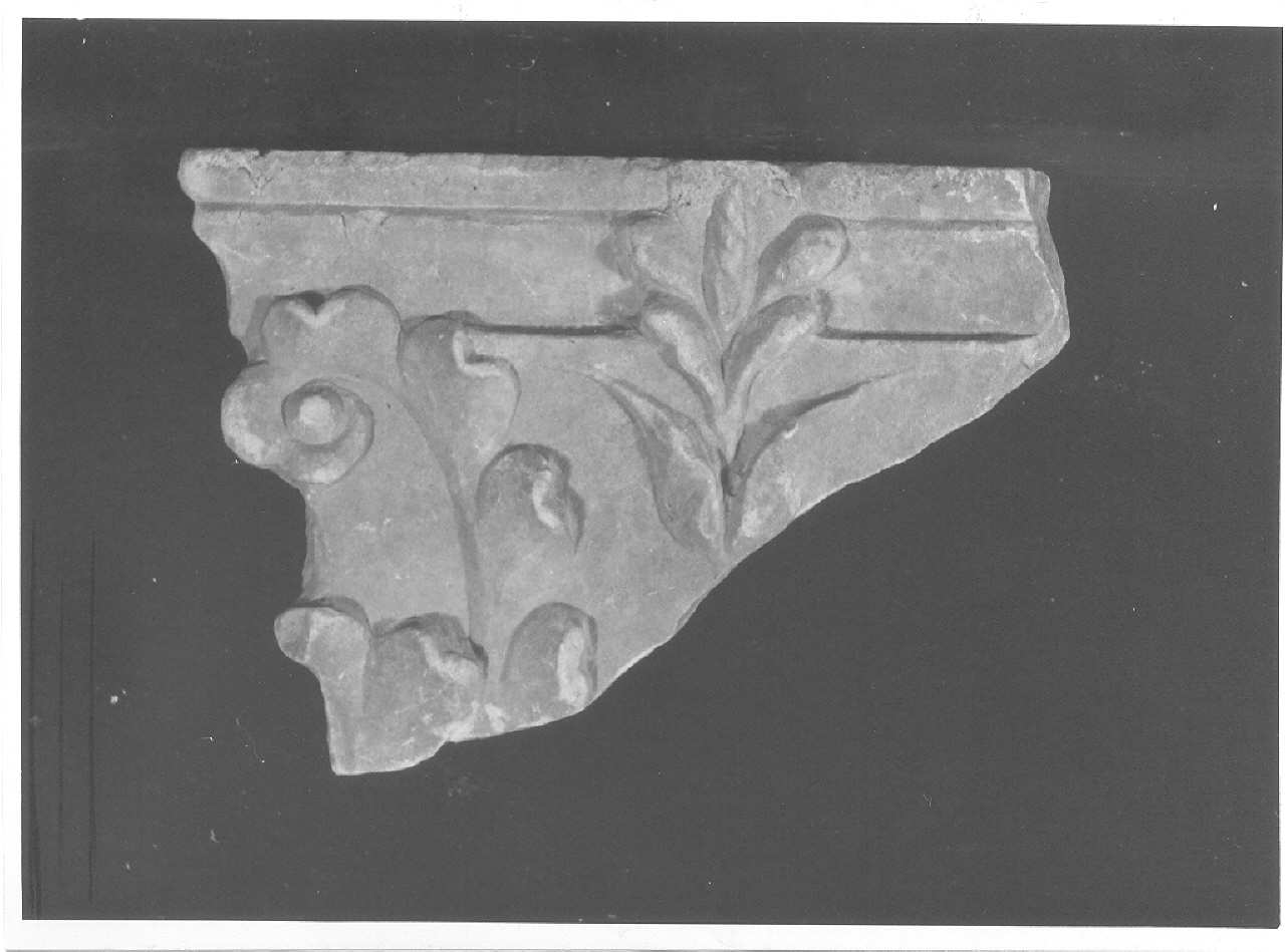 frammento/ capitello (sec. I d.C)